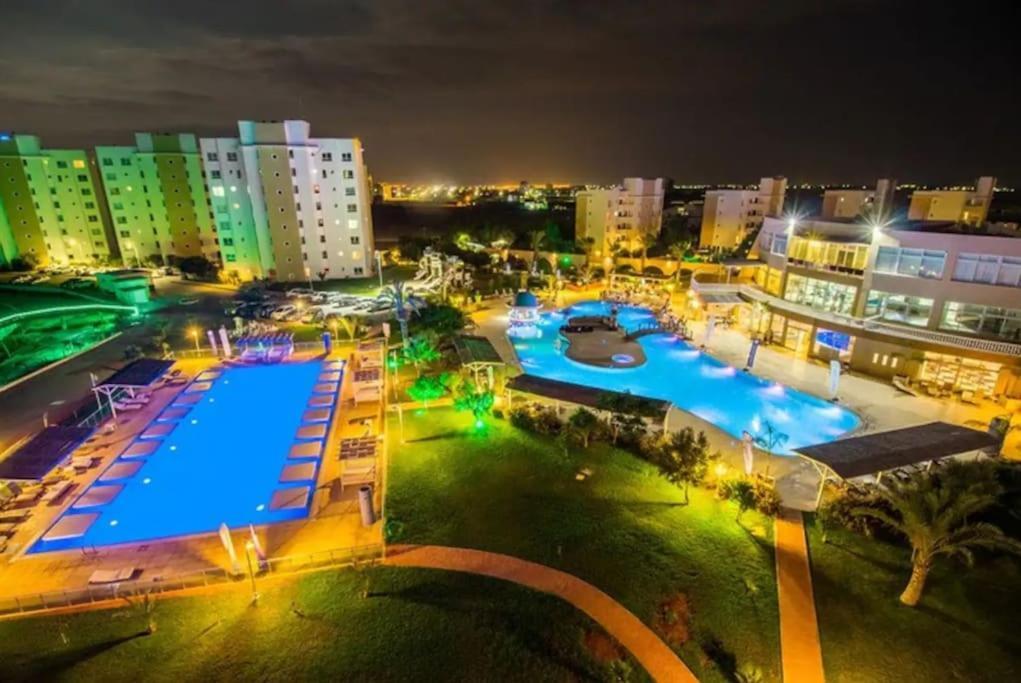 Appartement Designed Two Bedroom Pool Side In A 5 Star Resort, Iskele, North Cyprus Trikomo