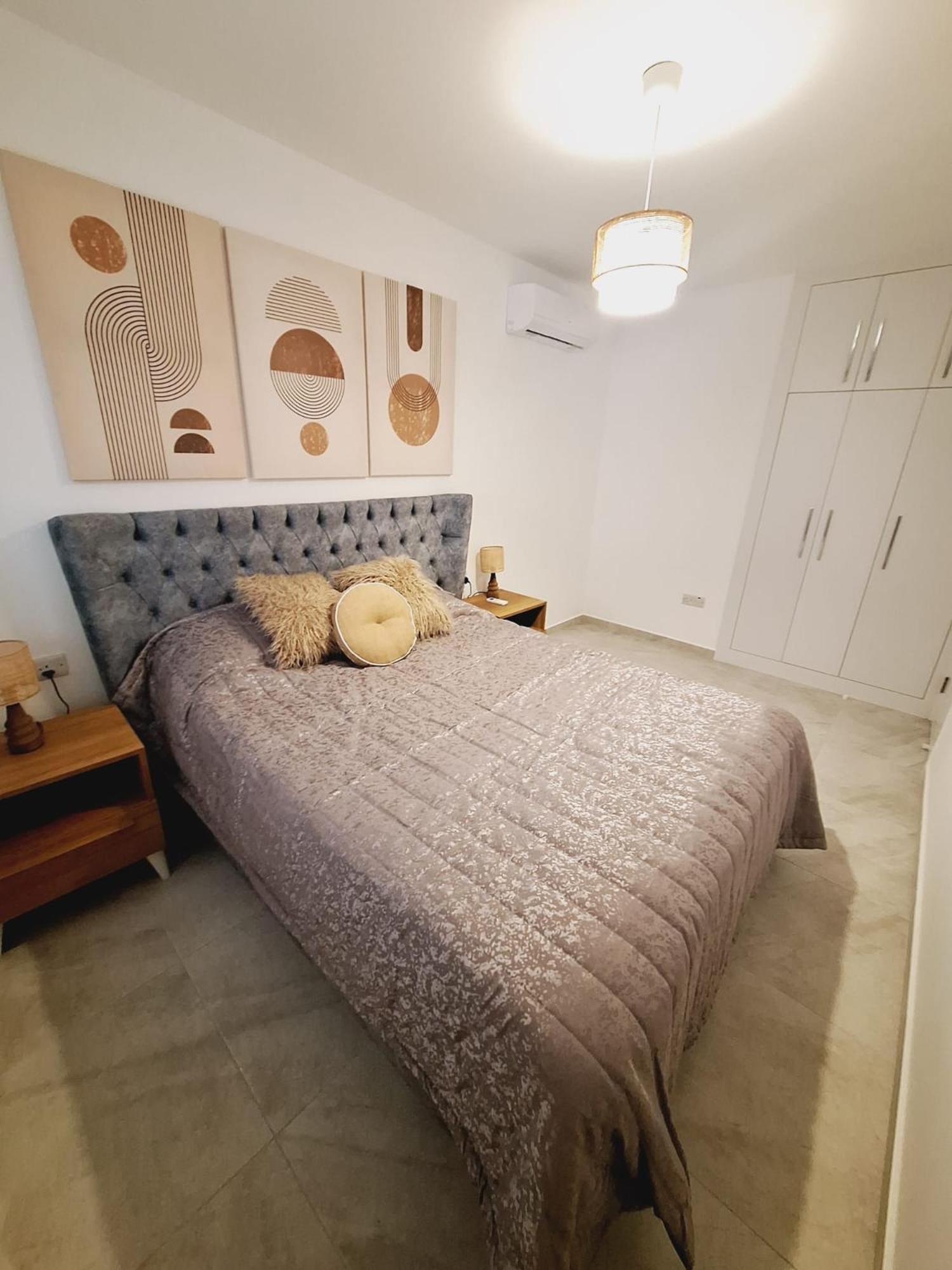 Apartment Thalassa Luxury One-bedroom Vokolidha