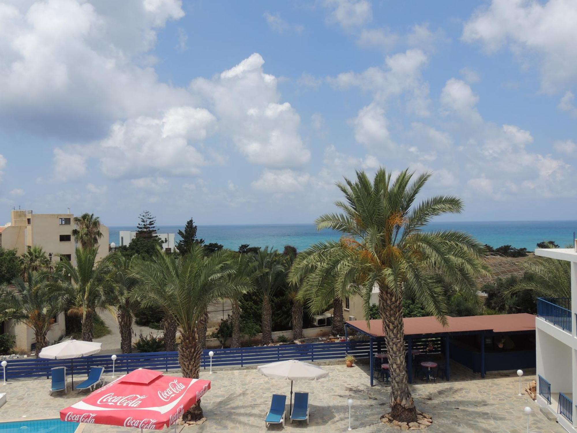 West End * Peyia