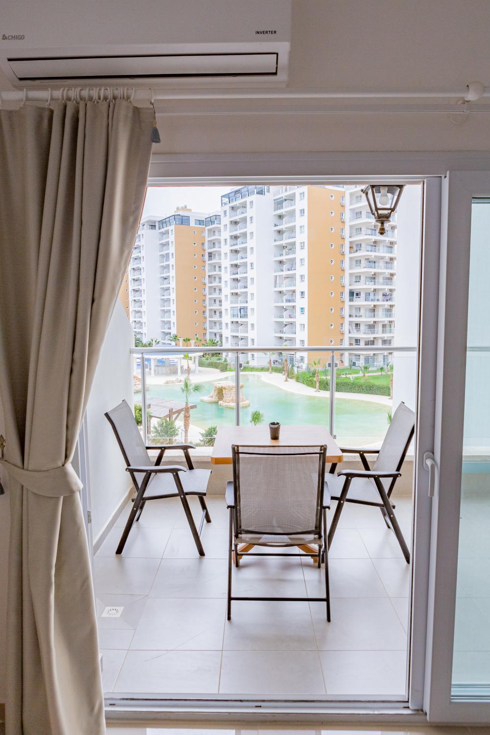 Andreanius Caesar & With Niche, Stunning Balcony View