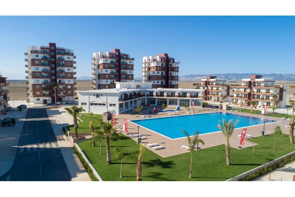 Royal Sun Sitesi ,2 Yatak Odali Deniz Manzarali Daire,iskele Longbeach * Iskele District (Northern Cyprus)