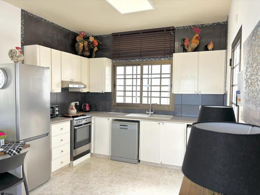 Chara Spectacular Panoramic Views! Villa Peyia