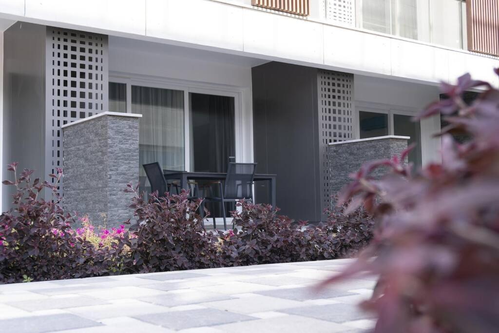 Courtyard Long Beach, северный кипр, бассейн, терраса, 500м от моря Iskele District (Northern Cyprus)