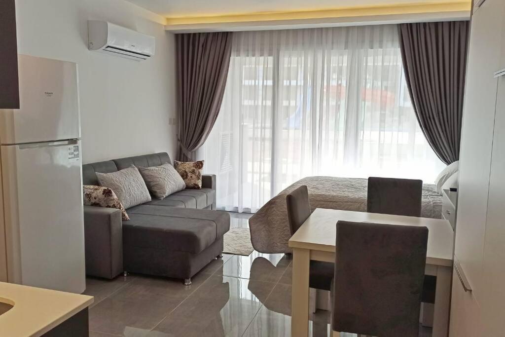 Apartment Courtyard Long Beach, северный кипр, бассейн, терраса, 500м от моря *