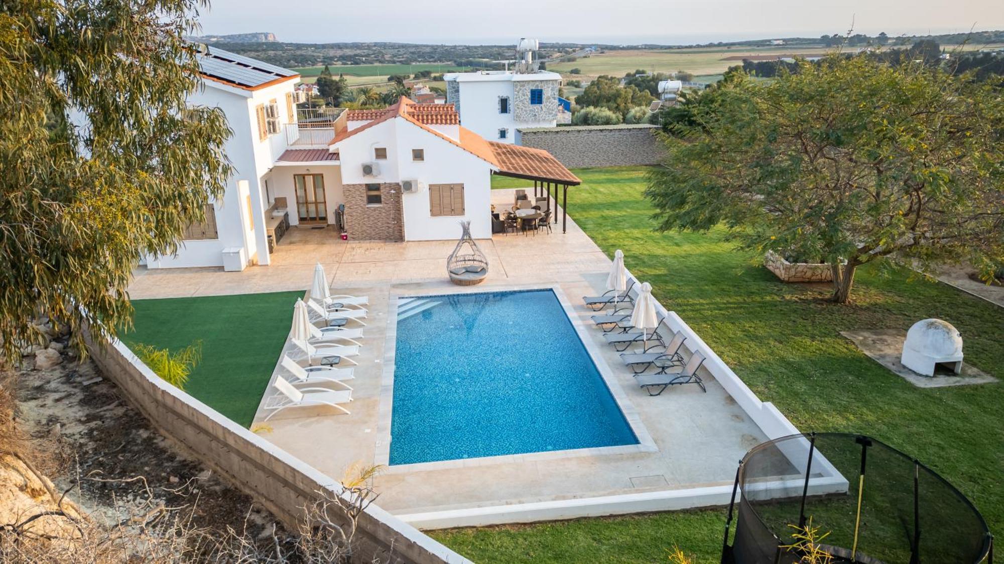 Konnos 1 Villa