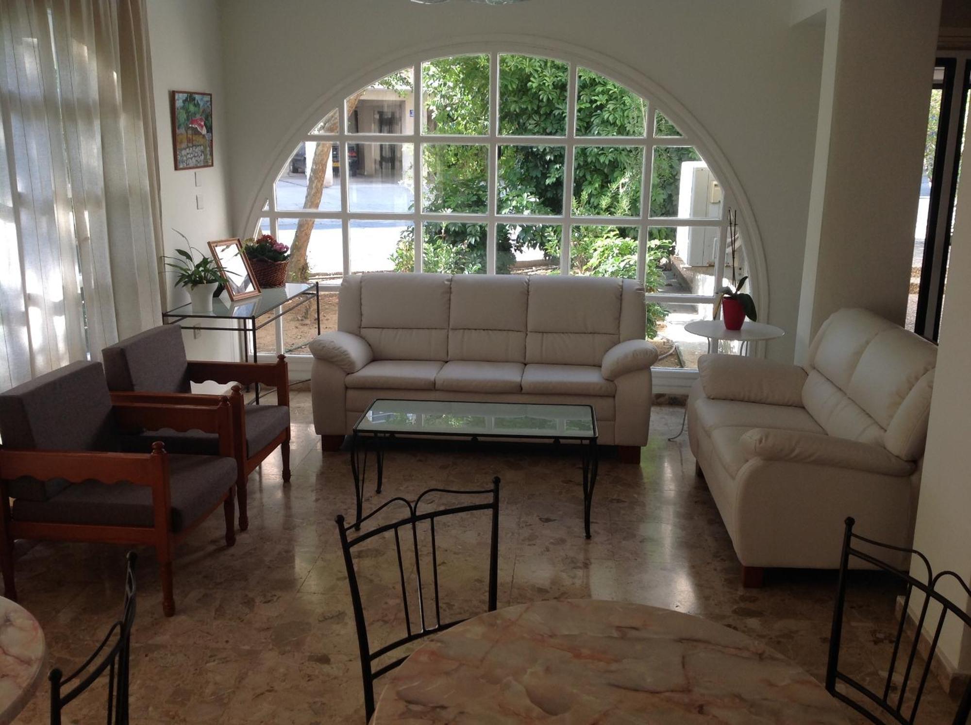 Sea N View Aparthotel Larnaca