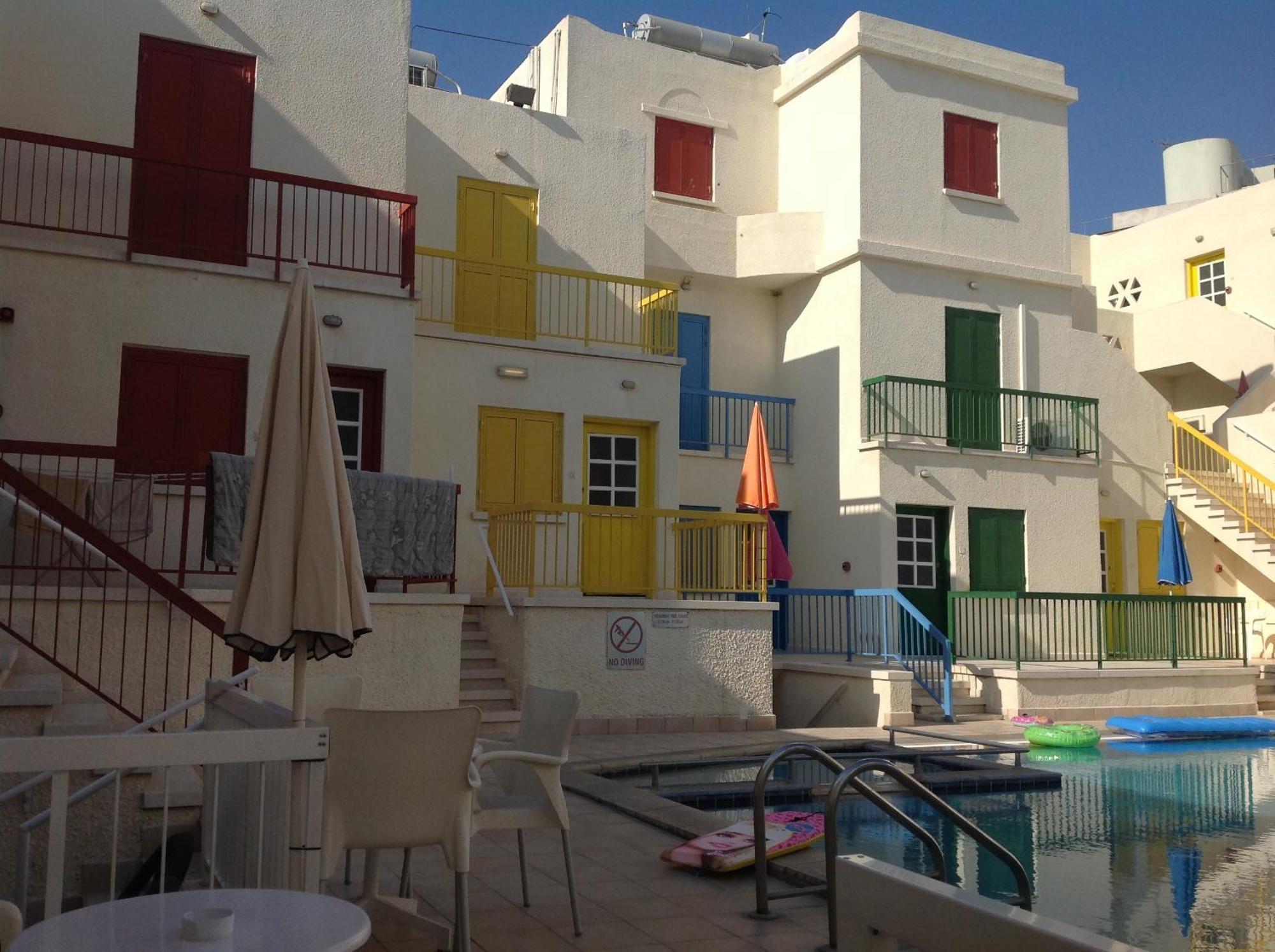 Sea N View Aparthotel