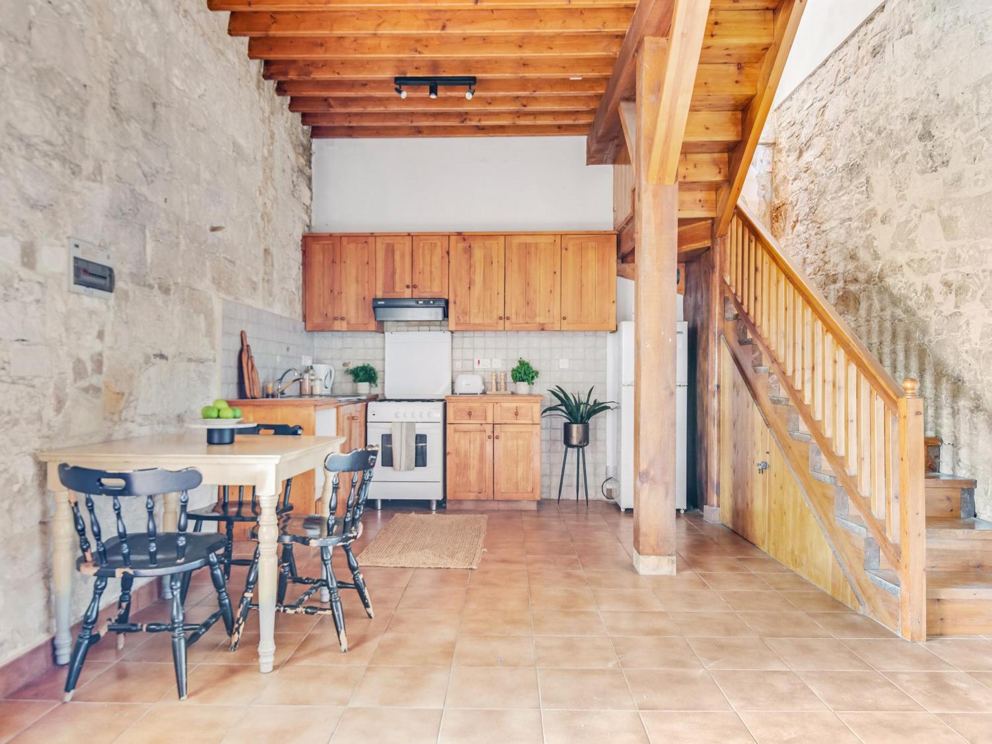 Cornaro House Arsos