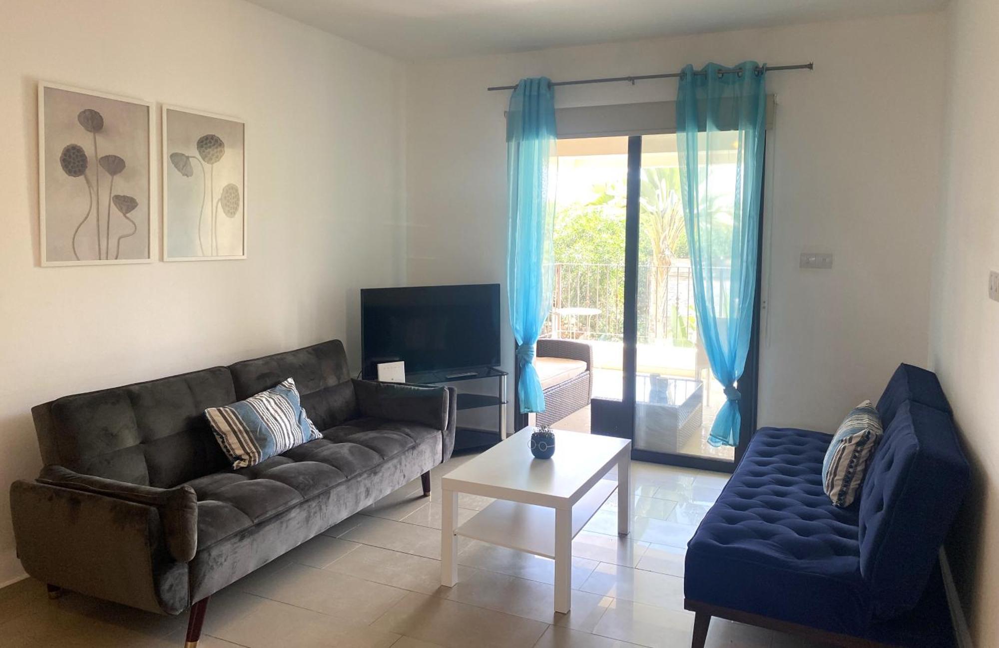 Kyklades & Paralimni