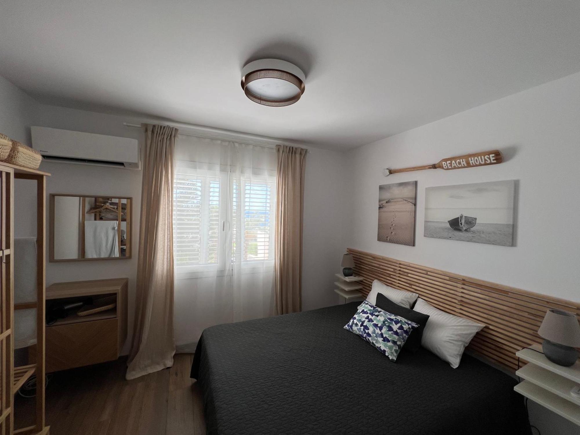 Modern Seaview Townhouse In Coral Bay (adults Only) Apartment *