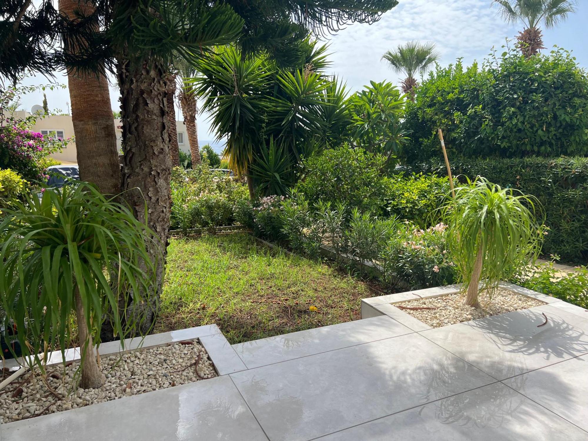 Modern Seaview Townhouse In Coral Bay (adults Only) *