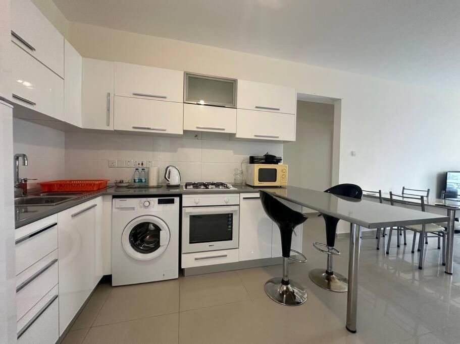 Apartment Myguest Octavius 24, 2 Bedroom , 2 Bathroom