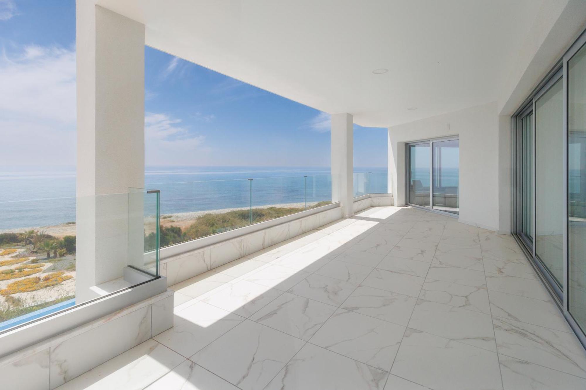 Mediterranean Dream Beachfront *