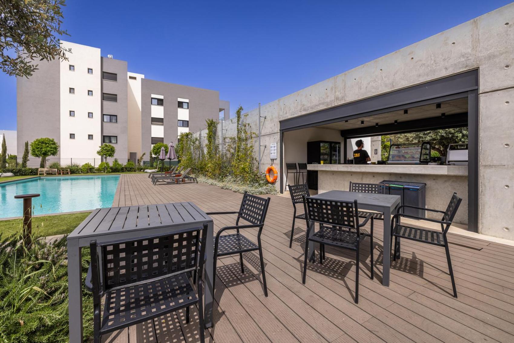 Sunset Gardens Apartment