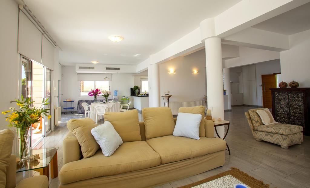 Holiday home Meneou Beachfront Sunset Perivolia