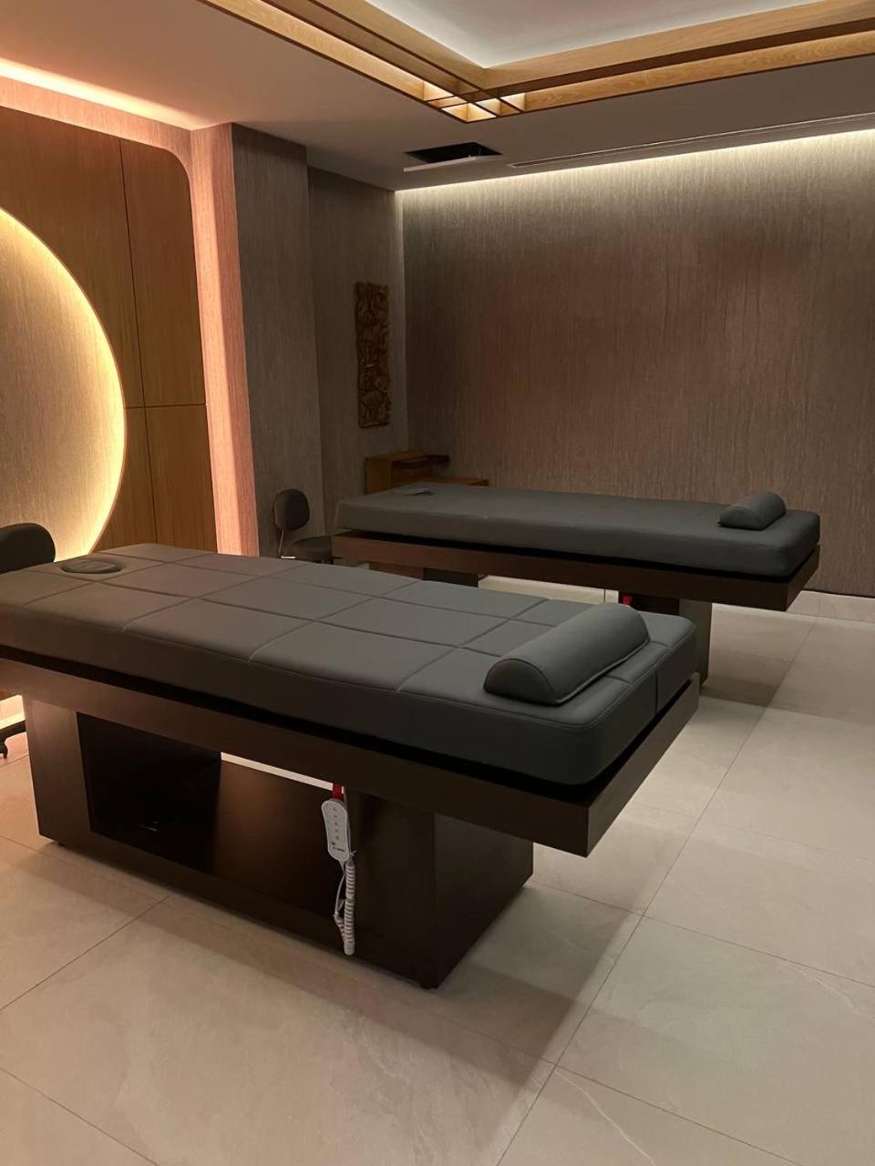 Premium Home: Bungalow-apartment Mit Rooftop Nahe Golfclub & Apartment *
