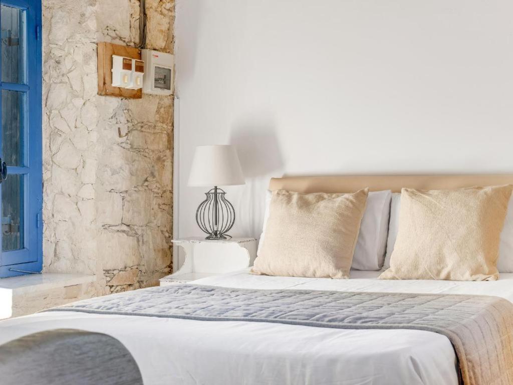 Cornaro House *