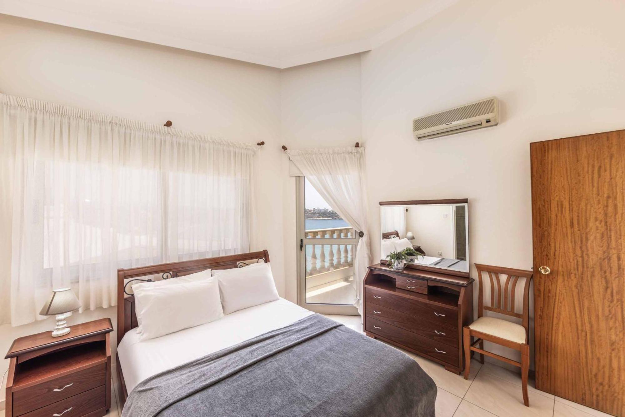 Katina Villa *