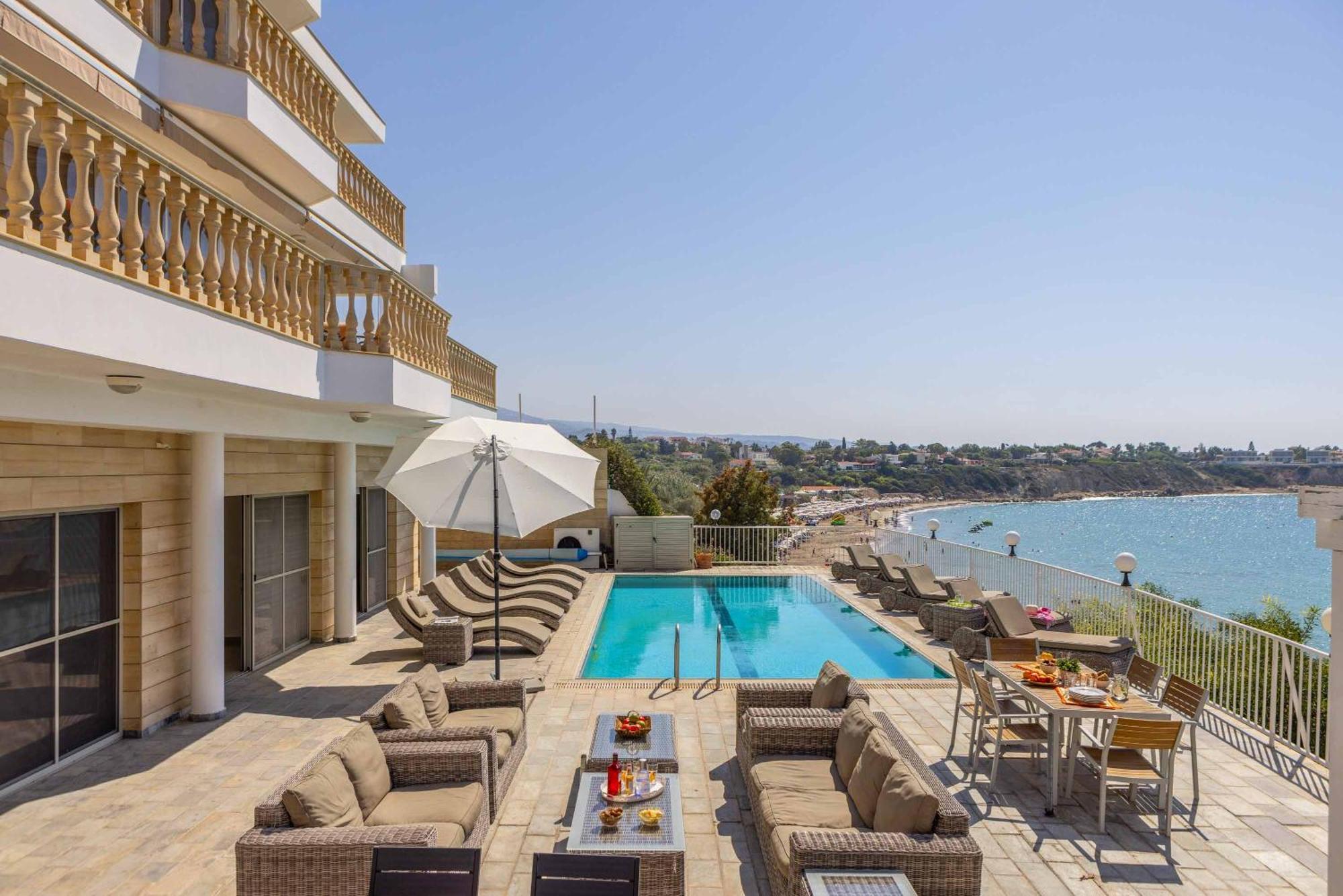 Katina Villa Peyia