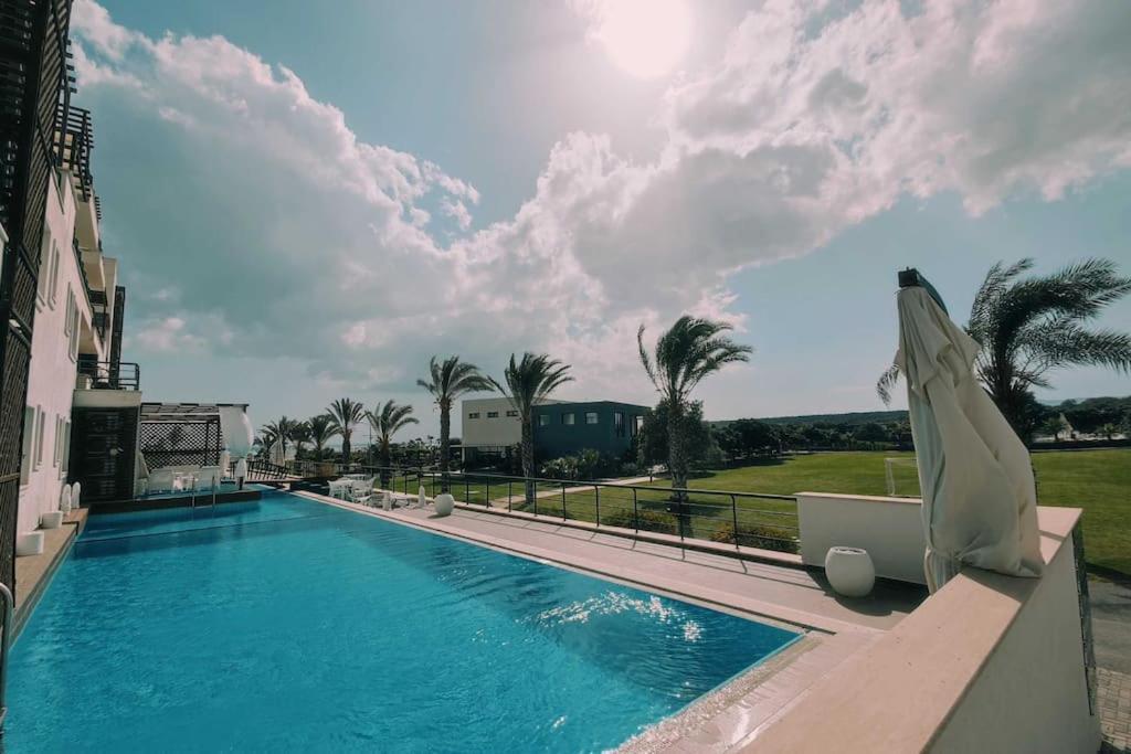 Thalassa Sea View Apartment