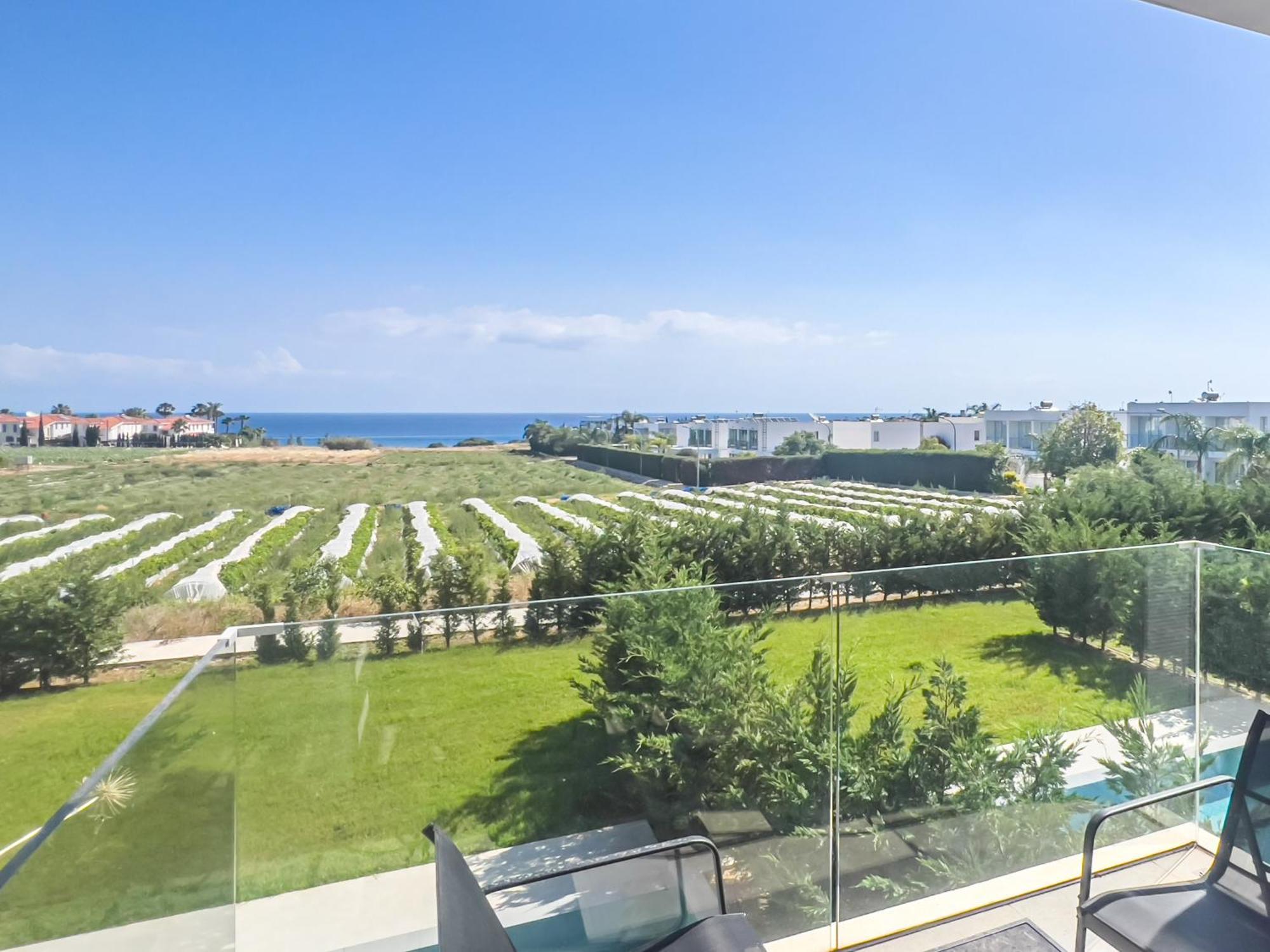 Villa Azure Vista Collection *