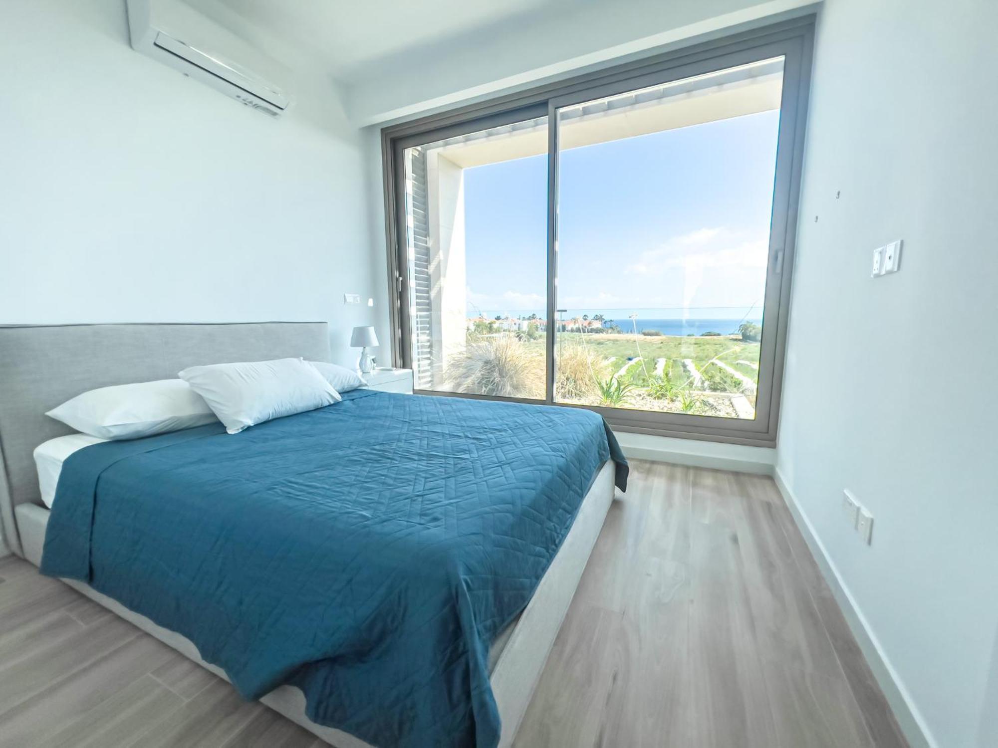 Villa Azure Vista Collection *