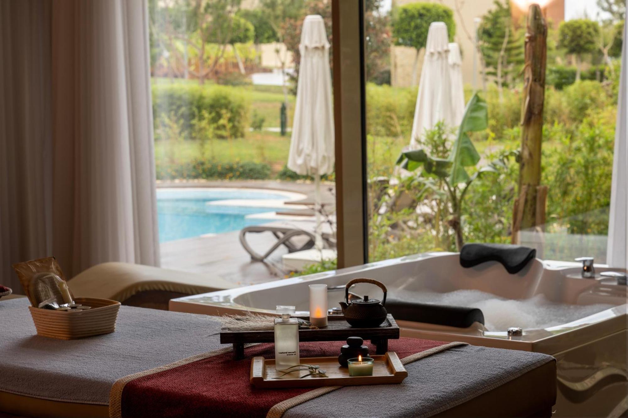 Concorde Luxury & Casino Hotel 5*