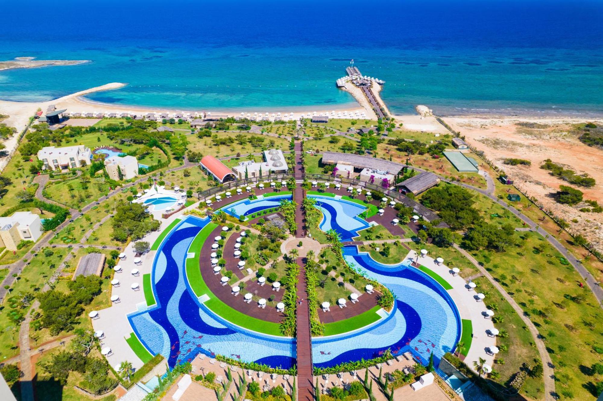 Concorde Luxury & Casino Hotel