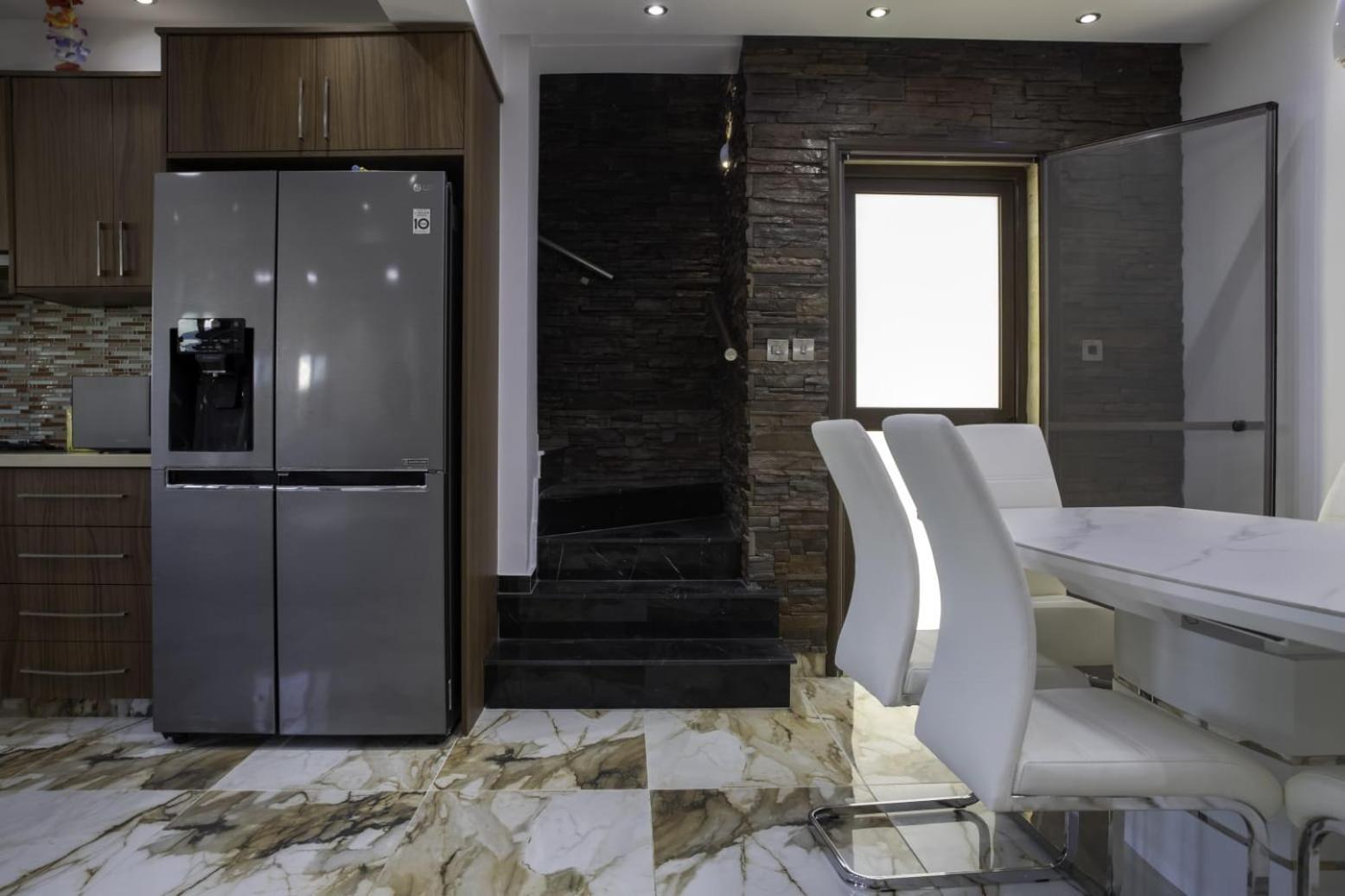 Luxury * Klorakas