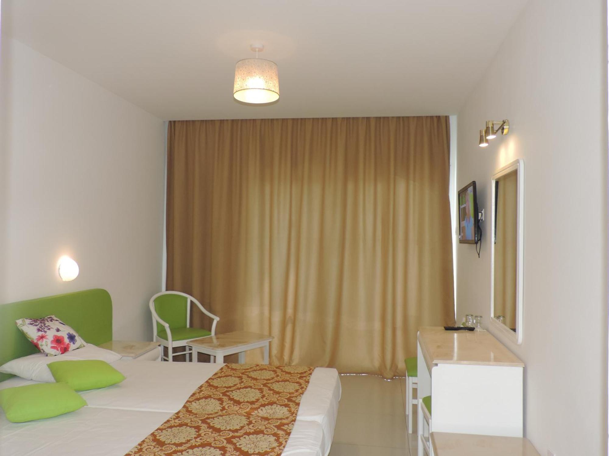 Corfu Hotel 4*