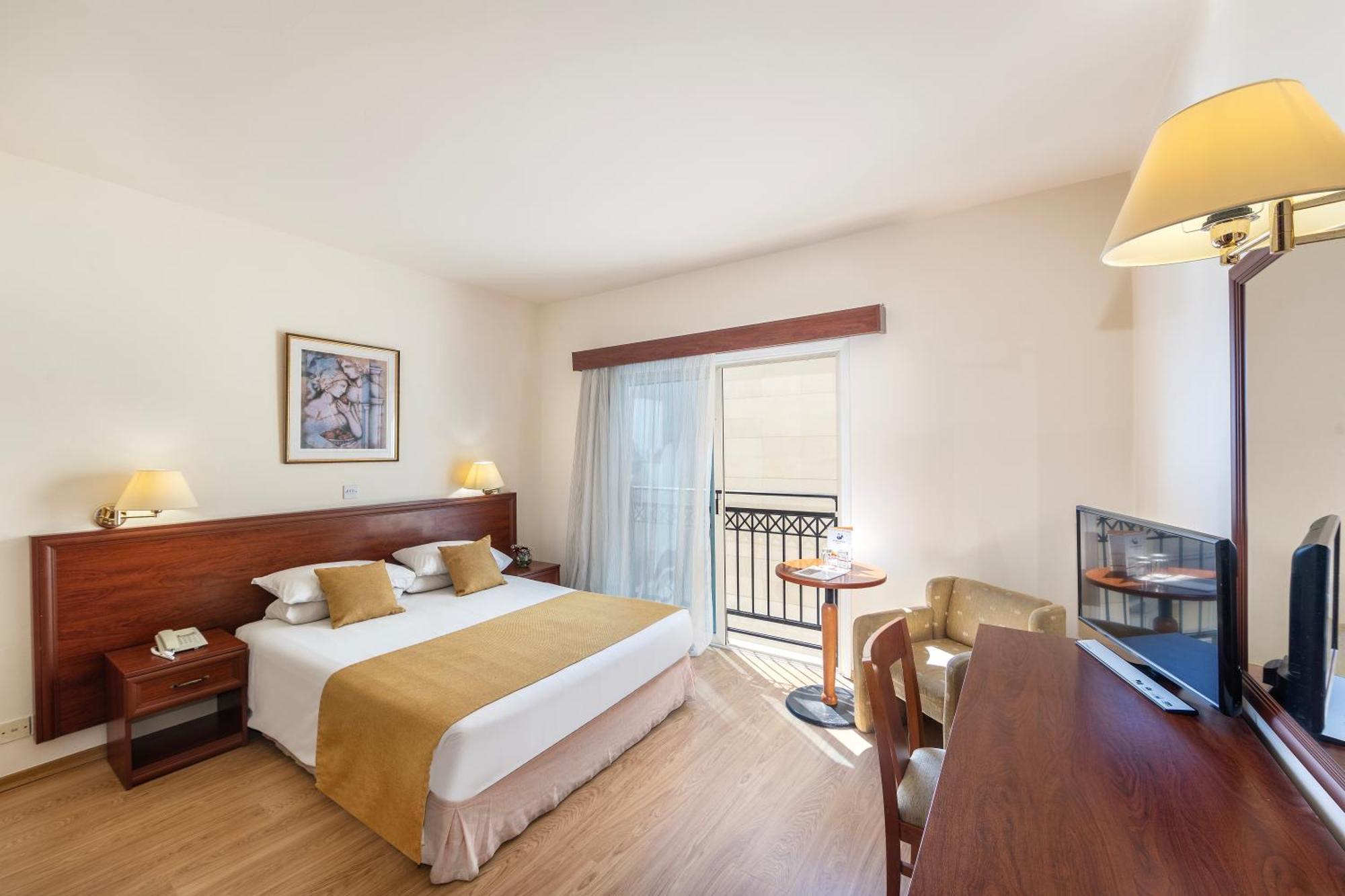Kapetanios Hotel