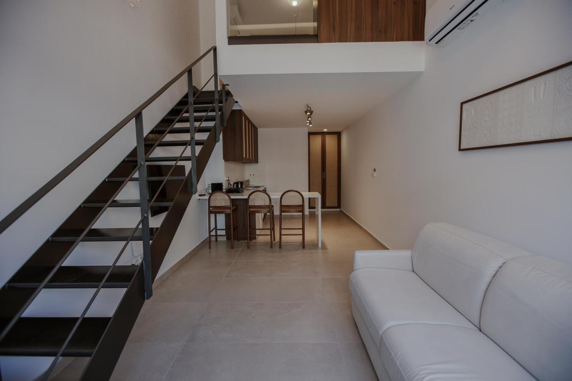 Panmari * Paphos