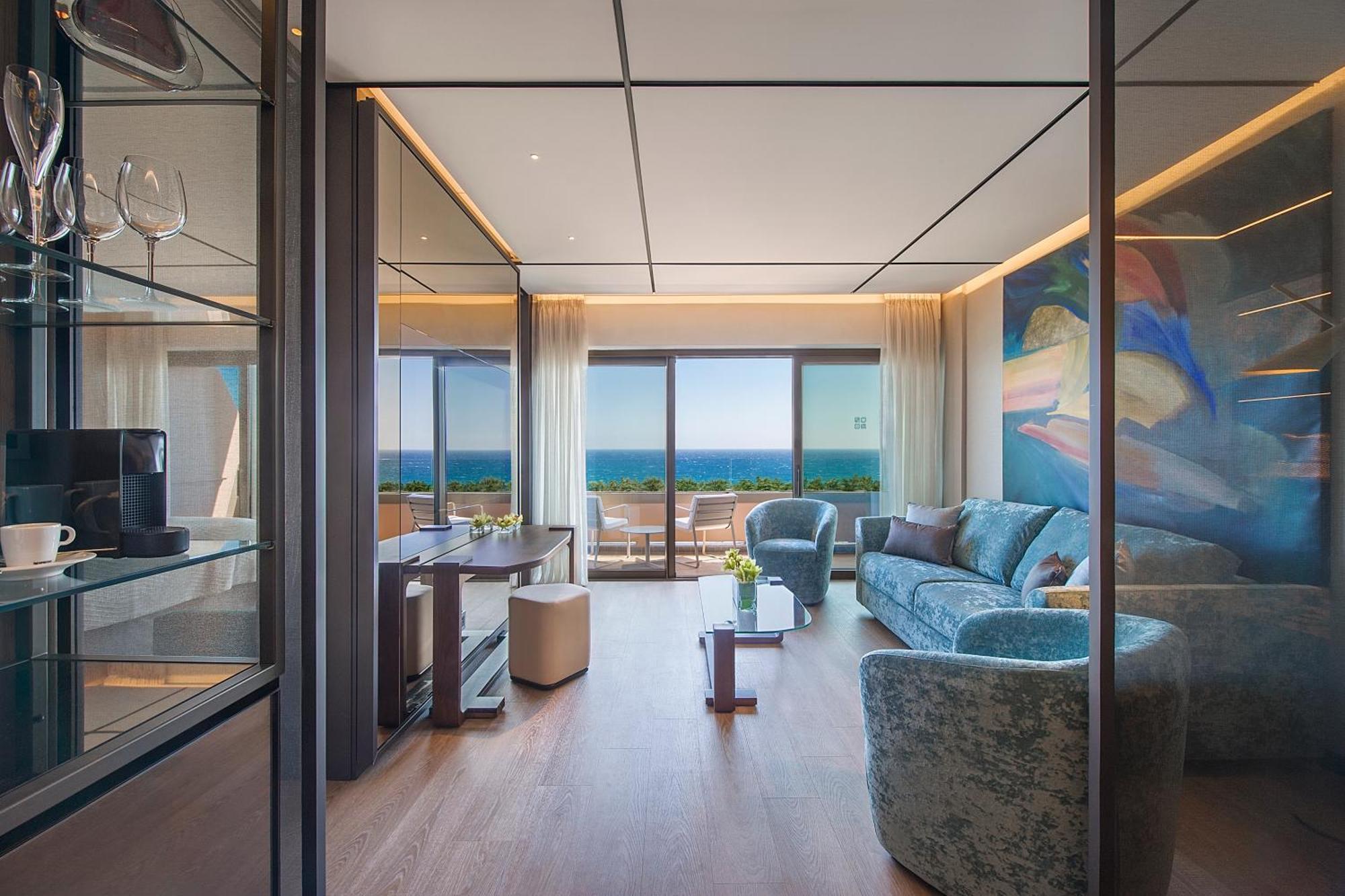 Four Seasons 5*