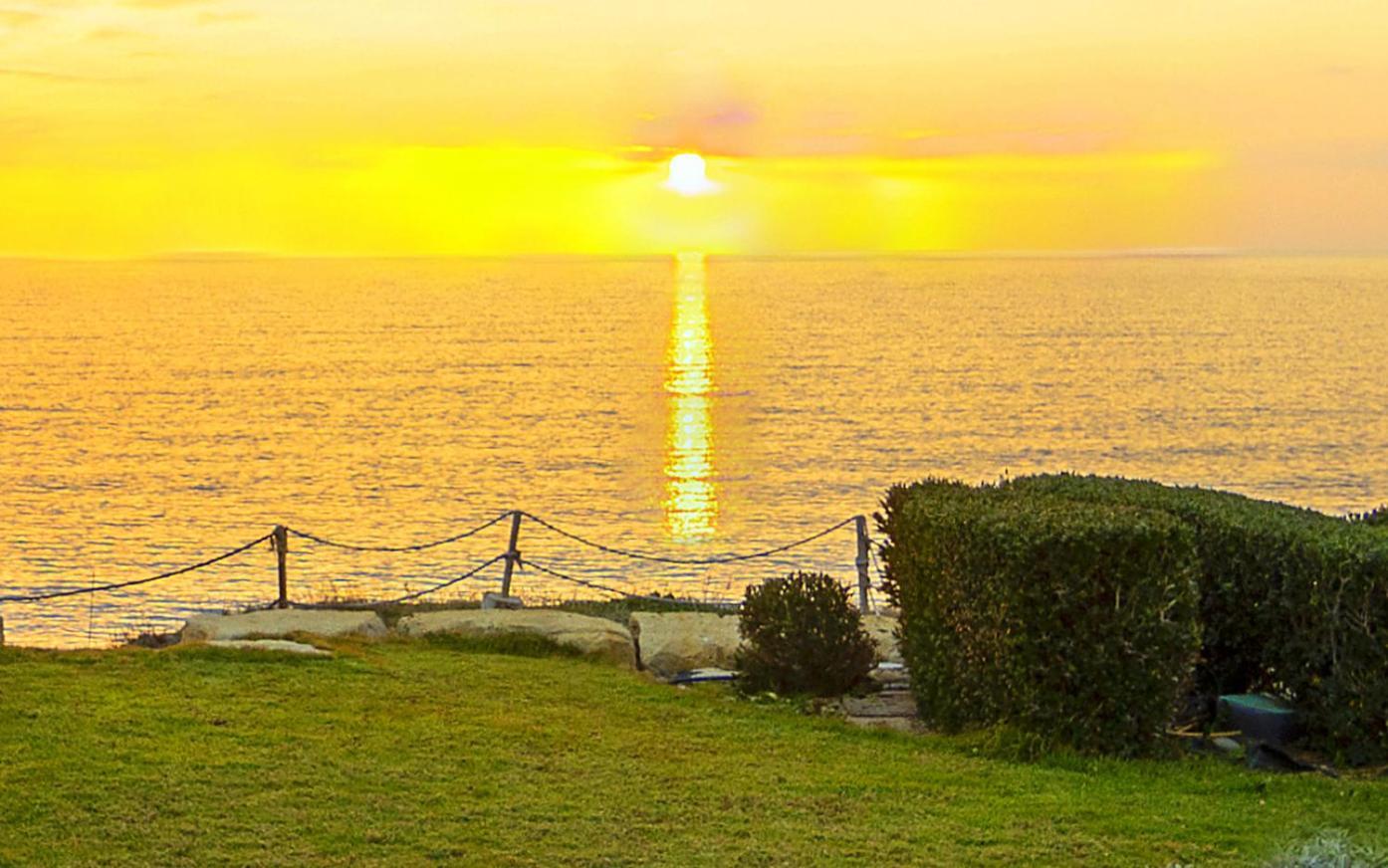 Blue Coral Villas: Exclusive Oceanfront Retreat *