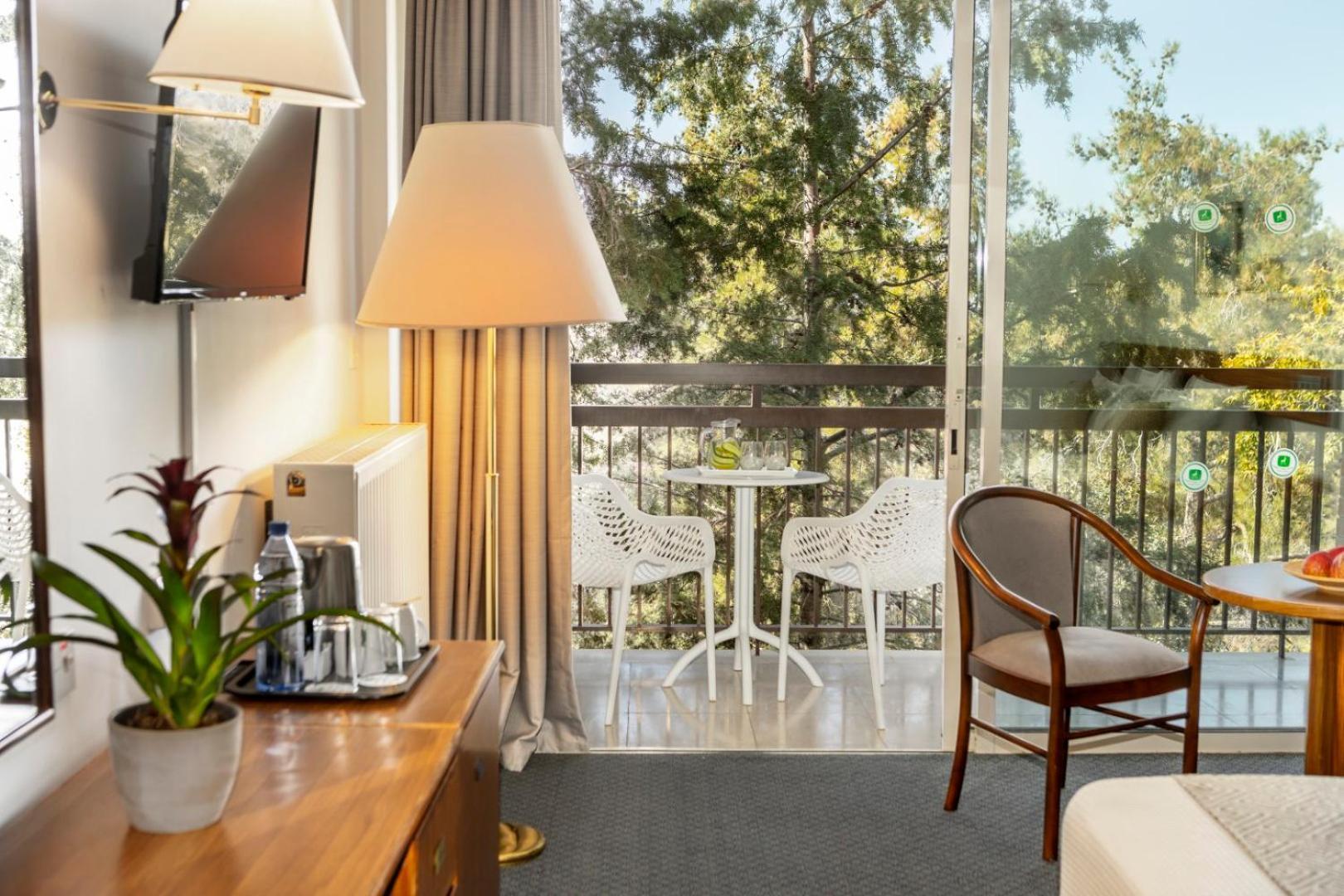 Forest Park Hotel 4*
