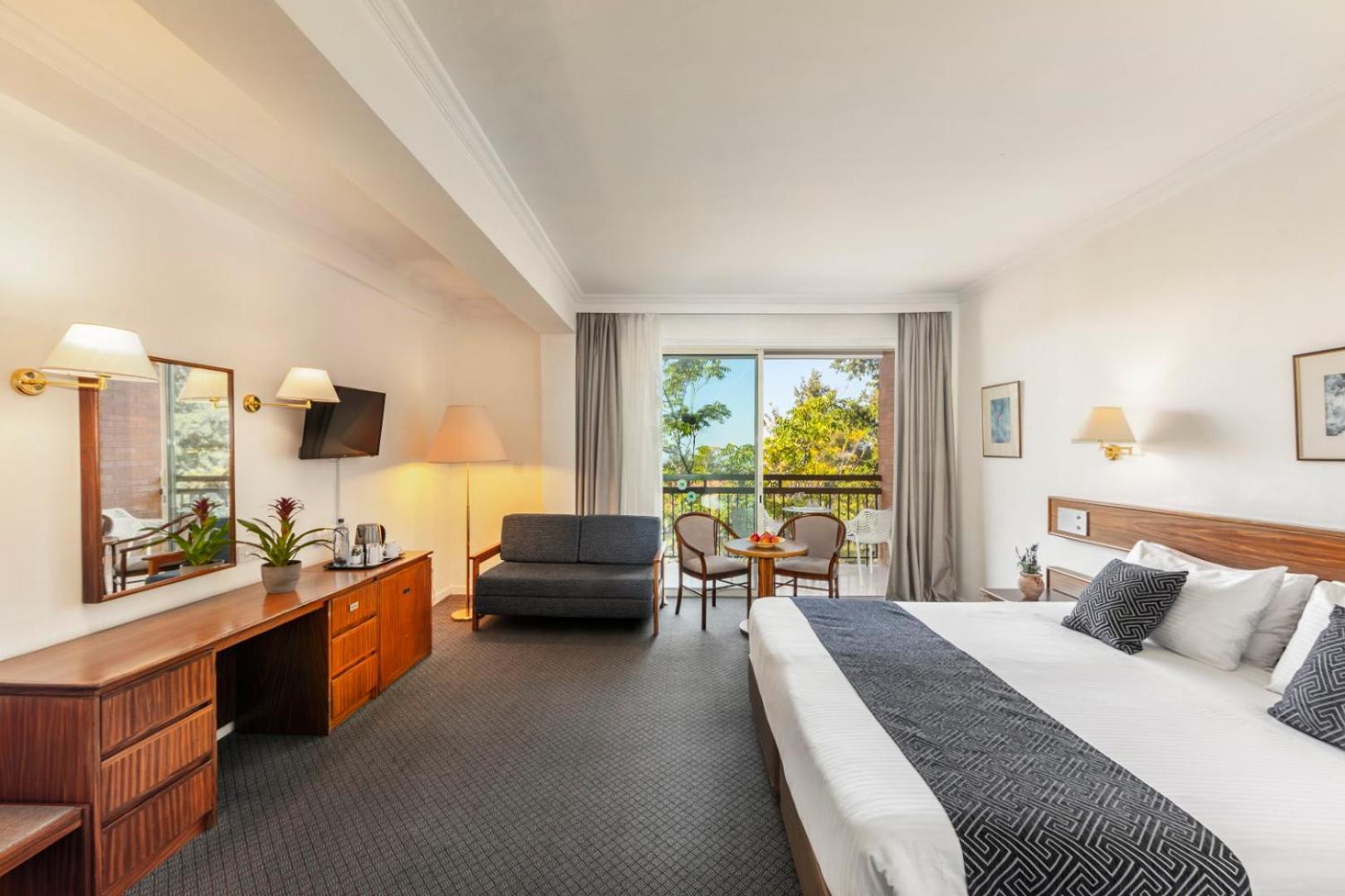 Forest Park Hotel 4*