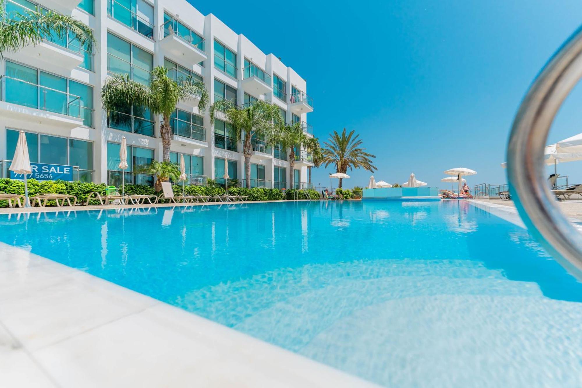Laila - Coralli Beachfront Holiday home Protaras