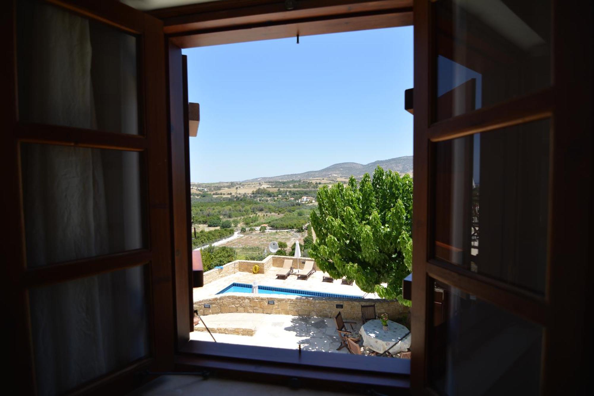 Country house Elpida's Stone