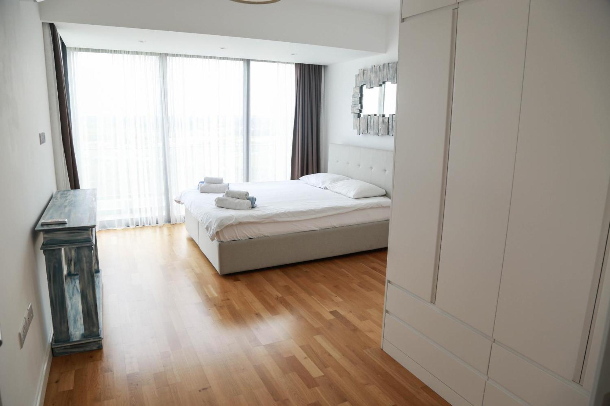 Aphrodite Beachfront Official Hotel 3*
