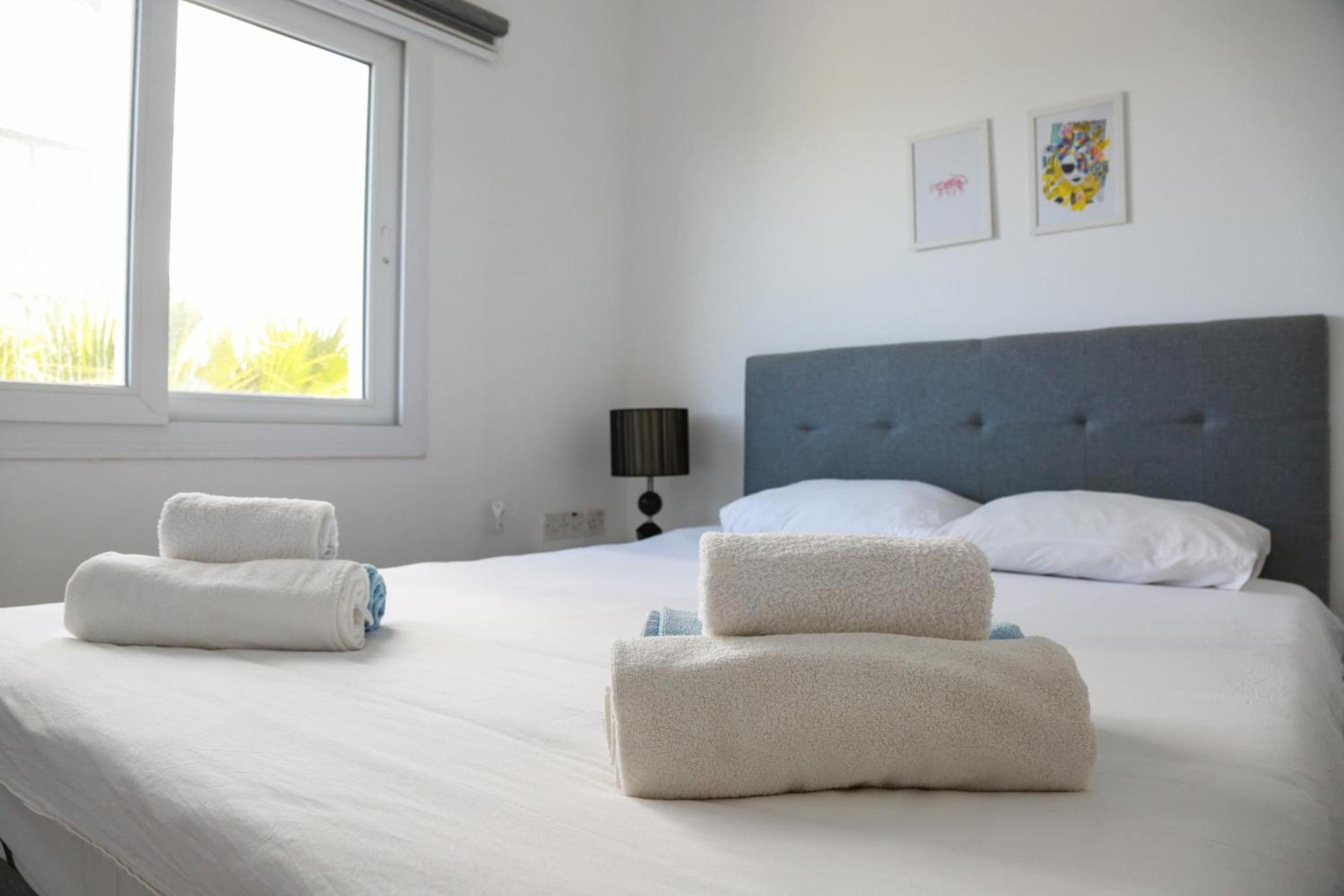 Aphrodite Beachfront Official 3* Ghaziveran