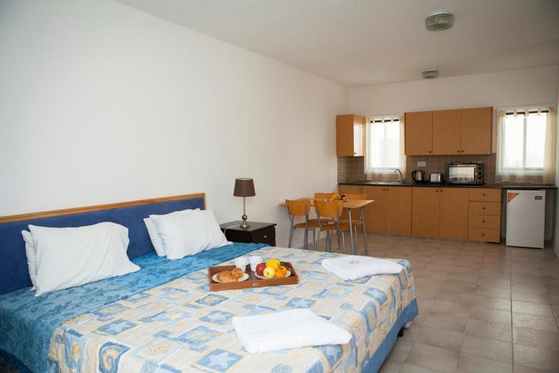 Aparthotel Alecos
