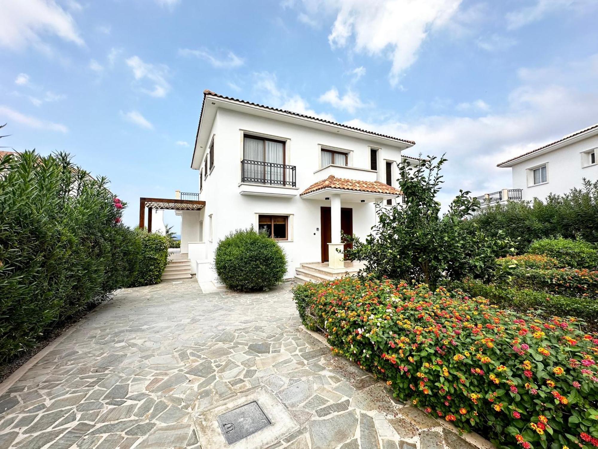 Carrington Holidays Kyrenia (Northern Cyprus)