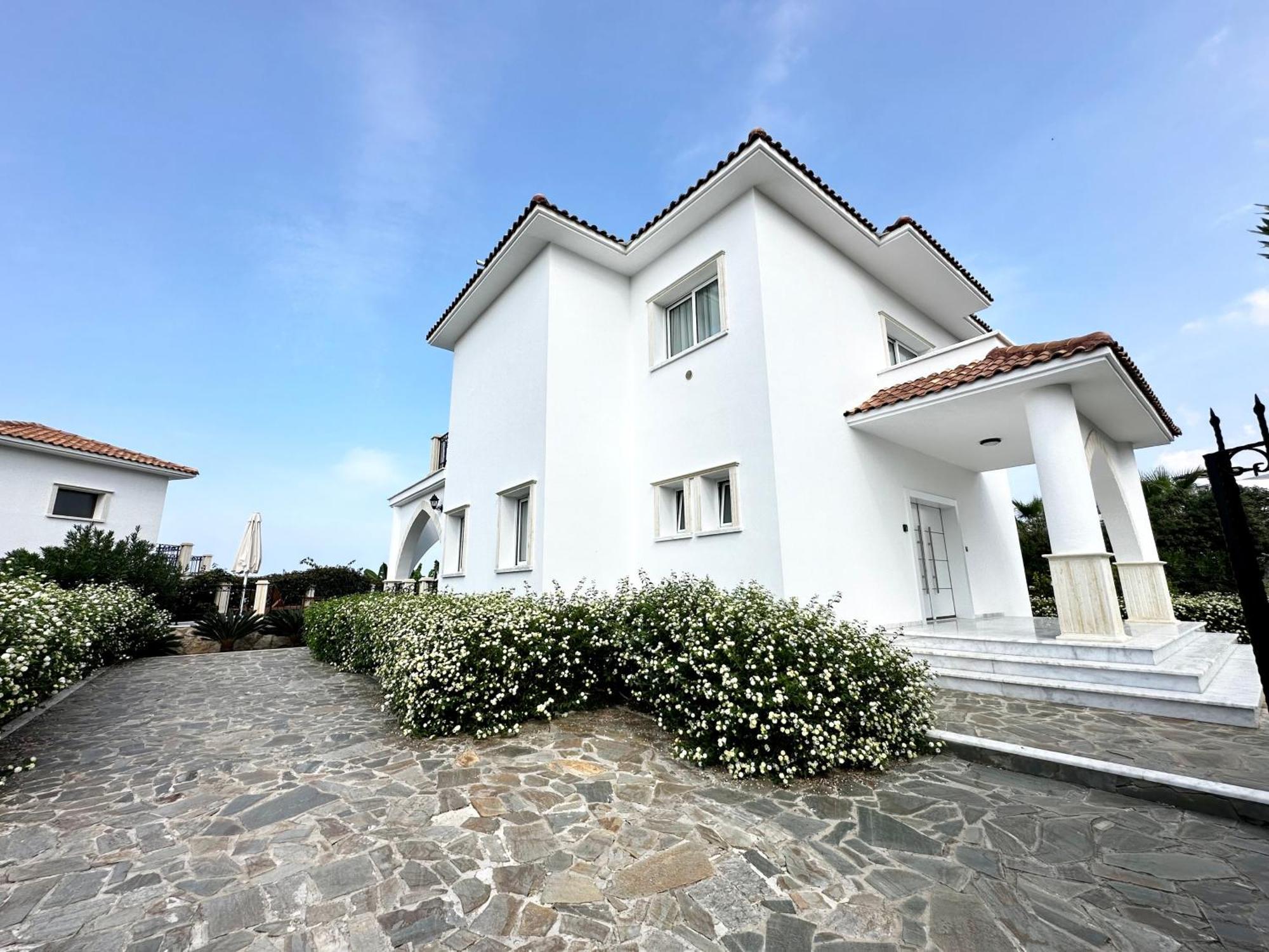 Carrington Holidays Kyrenia (Northern Cyprus)