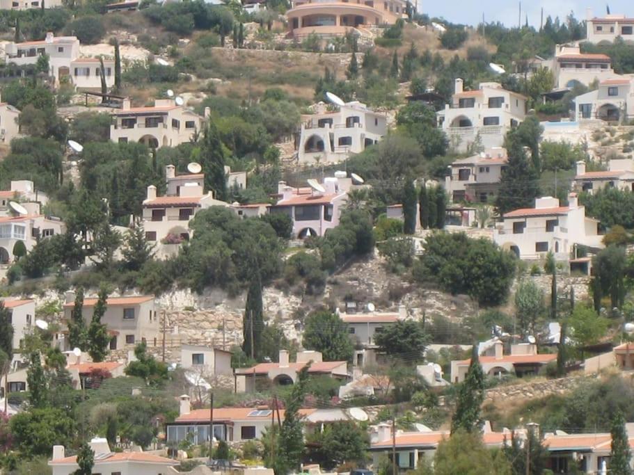 2 Bed Mountains And Costal Views With Pool Apartamento *