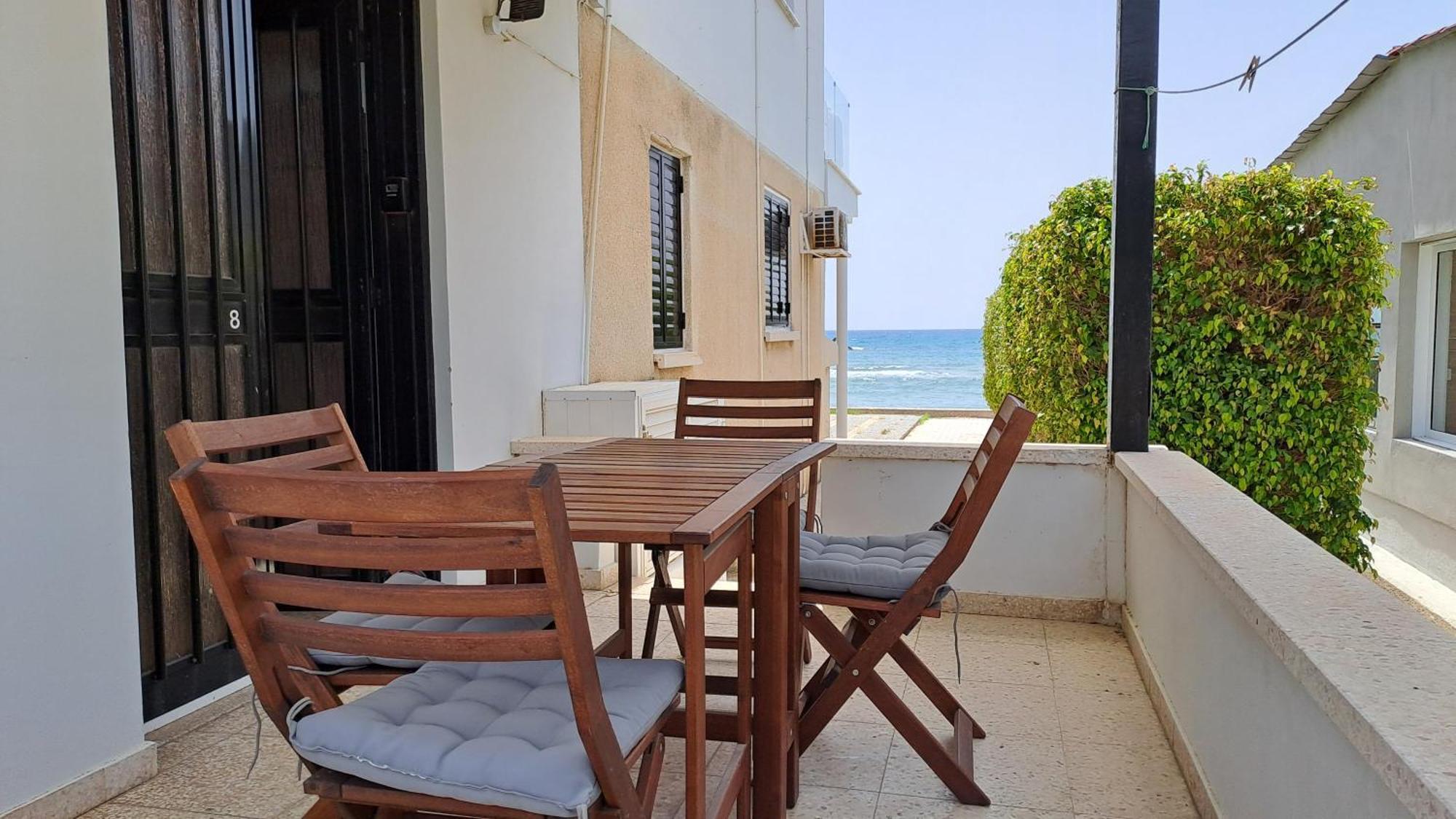 Apartment 30meters From The Sea In Larnaca *