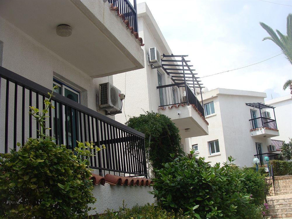Aparthotel Aphelandra