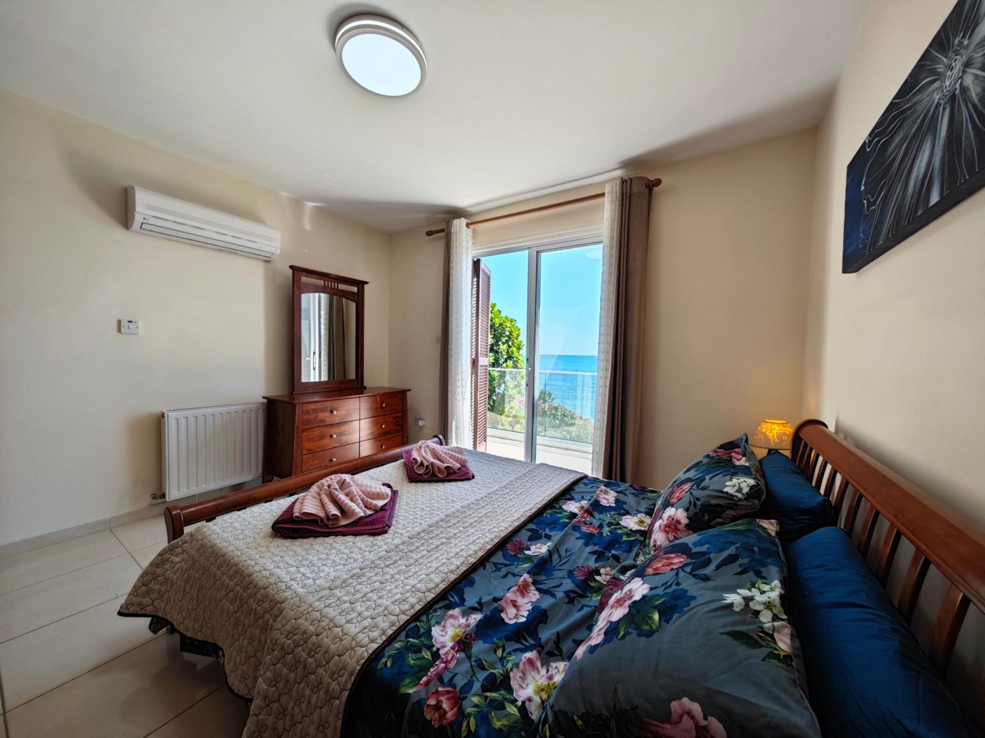 Rosalia Villa