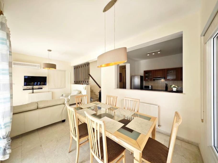 Rosalia * Coral Bay