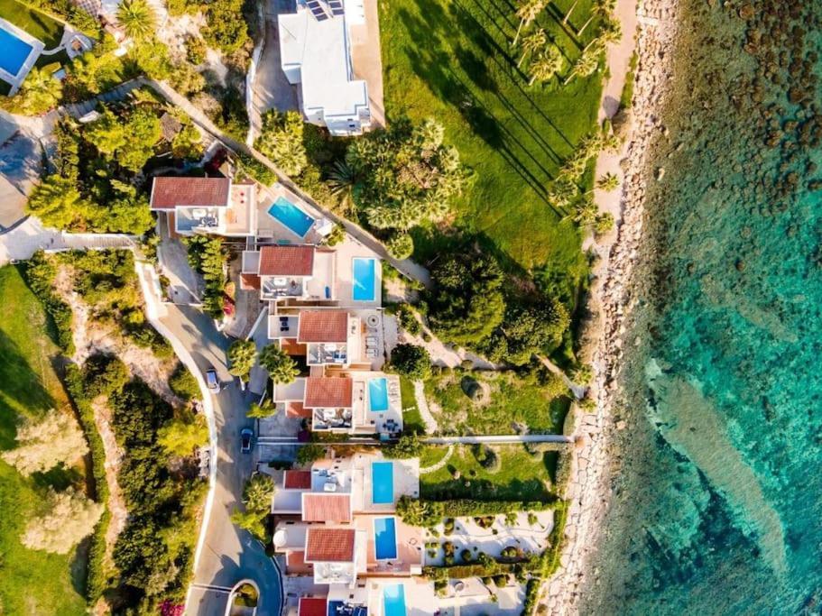 Rosalia Villa *