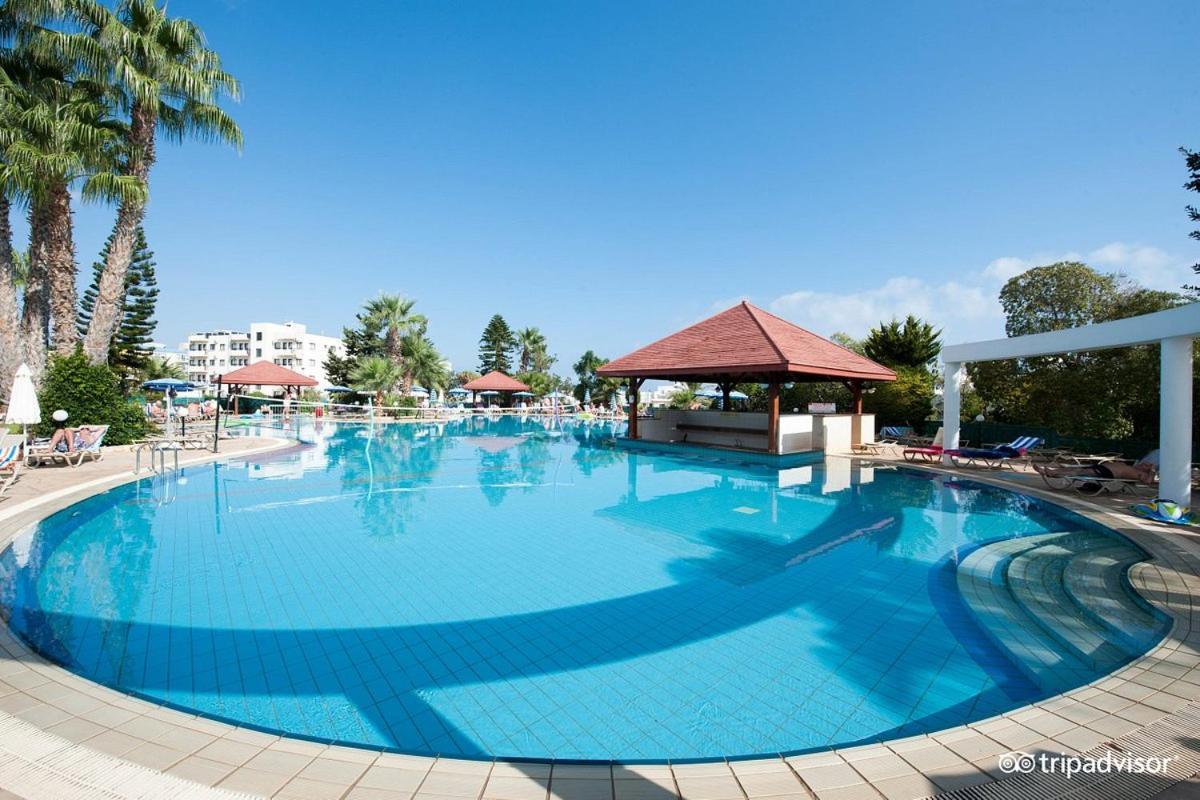 Hotel Antigoni 3*
